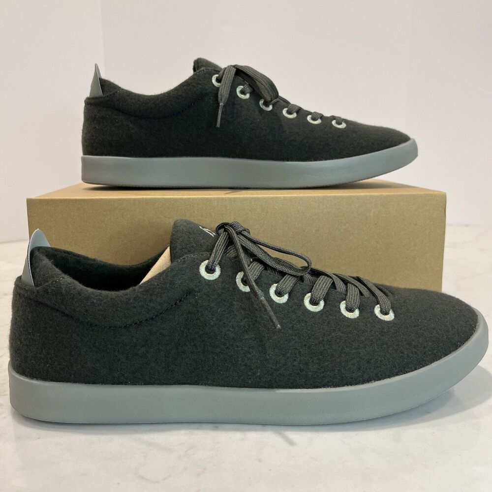 allbirds Men’s Wool Sneakers in Charcoal and Light Gray